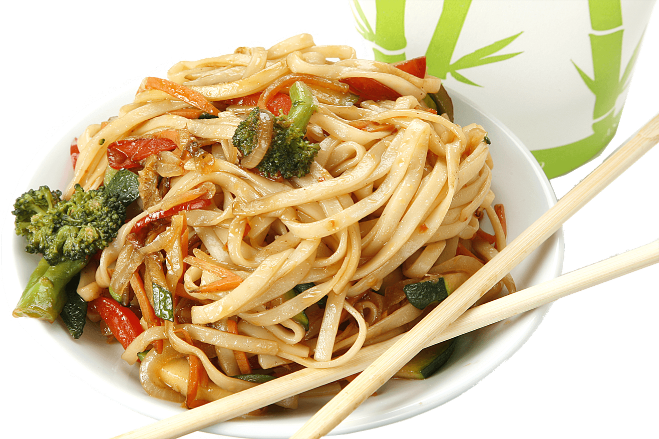 Пшеничная лапша удон с овощами (сладкий перец, цуккини, брокколи, морковь, лук), приготовленная на ВОК с классическим кисло-сладким соусом. Большая порция для любителей лапши. Удон XL с овощами, соус кисло-сладкий